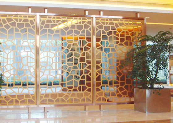 China Paneles de pantalla de interior de oro moderno, paneles de chapa decorativos ecológicos proveedor